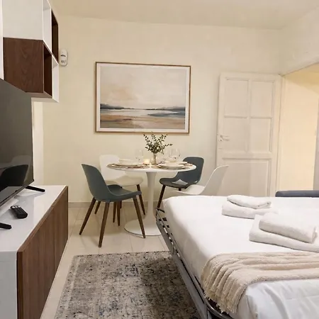 Qflat Monti 2 Steps From Coliseum Appartement *